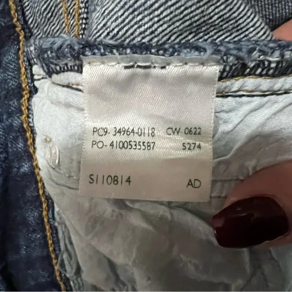 Levi’s Premium Wedgie Straight Button Fly High Rise Raw Hem Crop Denim Jeans - Picture 12 of 12